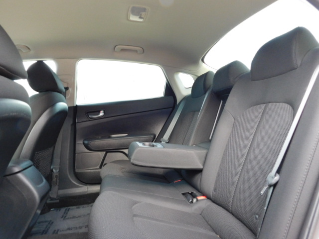 Used 2020 Kia Optima LX FWD image 16