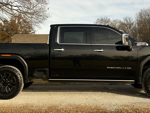 Used 2022 GMC Sierra 2500 Denali image 7
