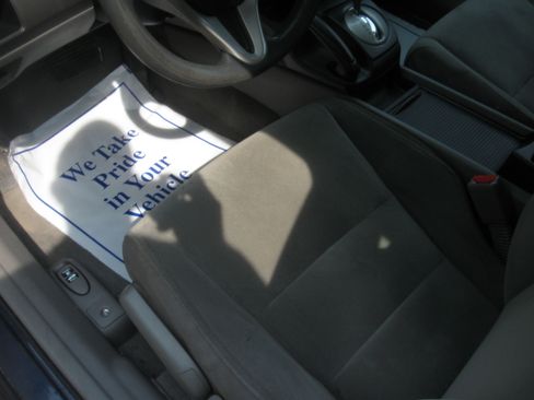 Used 2010 Honda Civic DX-VP Sedan image 9