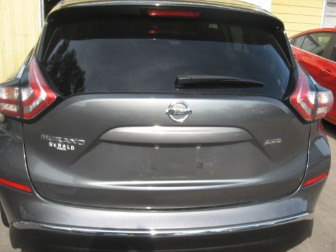 Used 2015 Nissan Murano AWD image 5