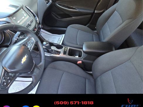 Used 2016 Chevrolet Cruze LT image 16