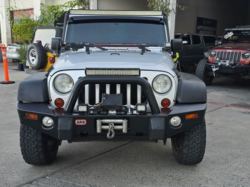 Used 2012 Jeep Wrangler Rubicon image 15