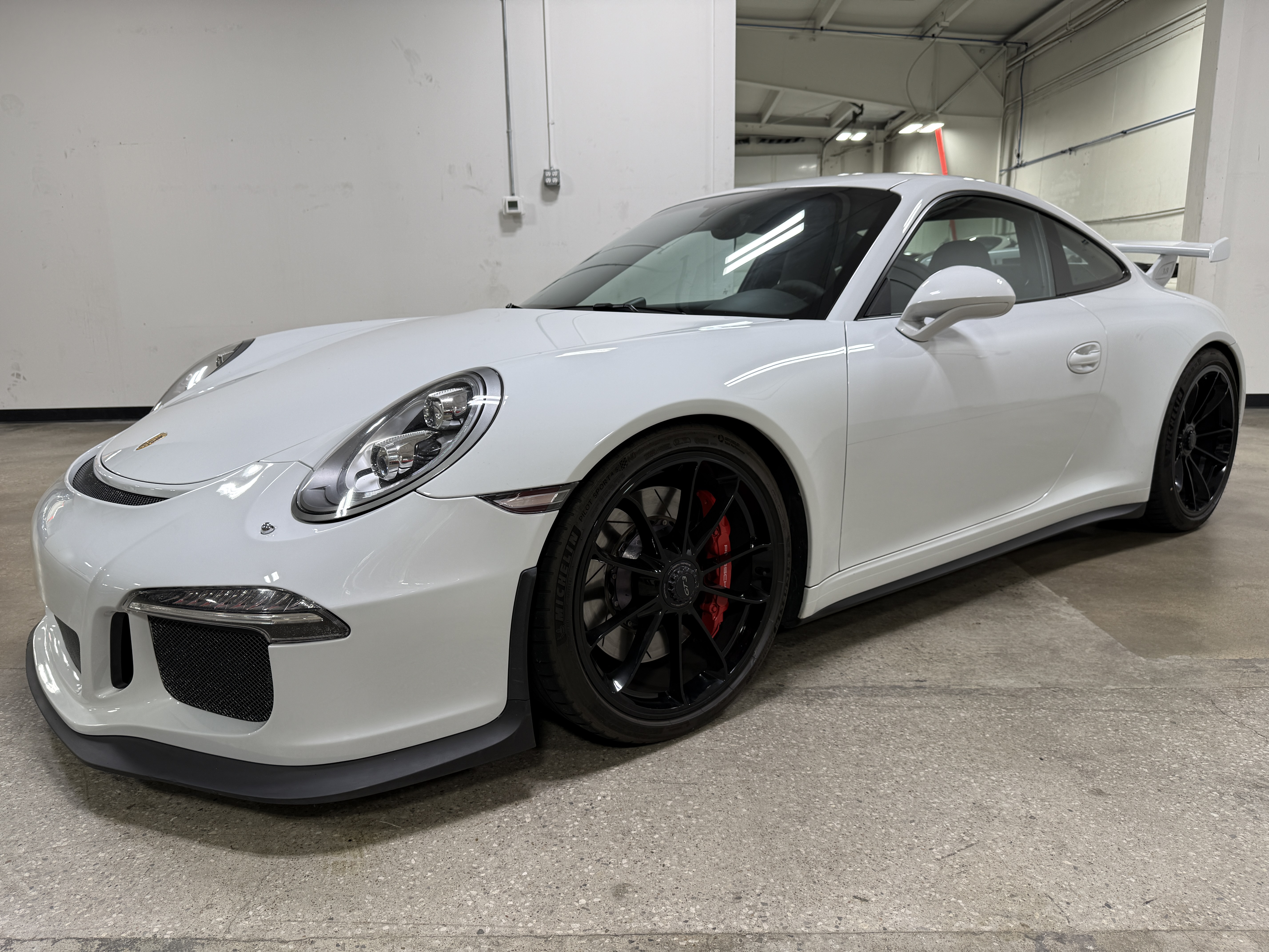 Used 2015 Porsche 911 GT3 RWD image 10