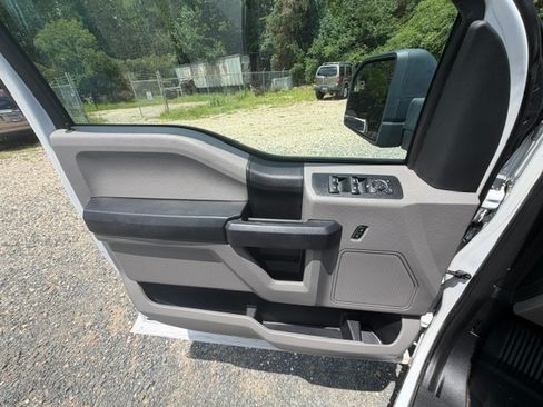 Used 2017 Ford F150 4x4 SuperCrew image 29