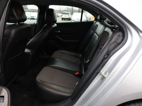 Used 2014 Chevrolet Malibu LT image 13