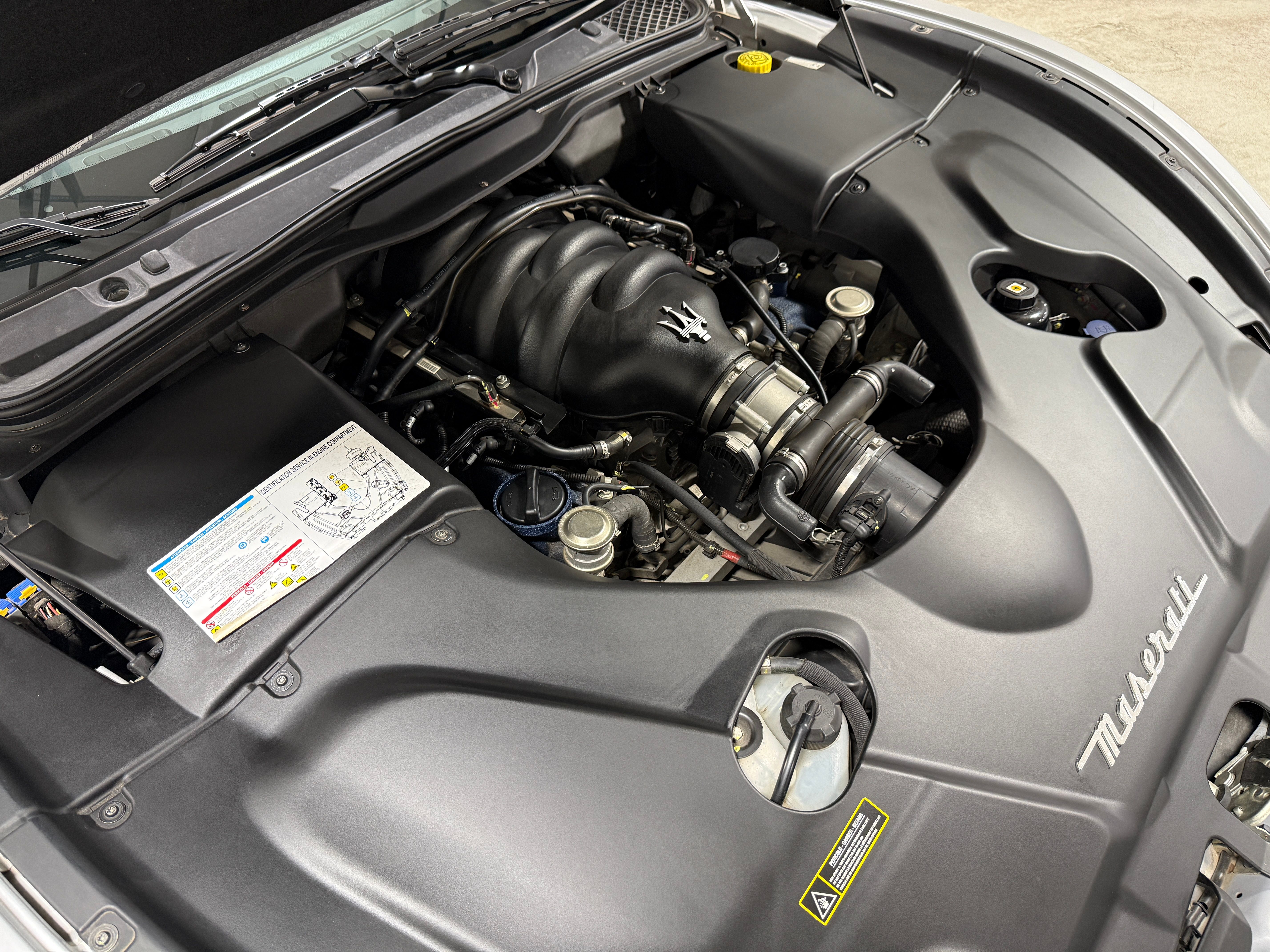 Used 2008 Maserati GranTurismo Coupe RWD image 35