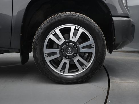 Used 2018 Toyota Tundra SR5 image 20