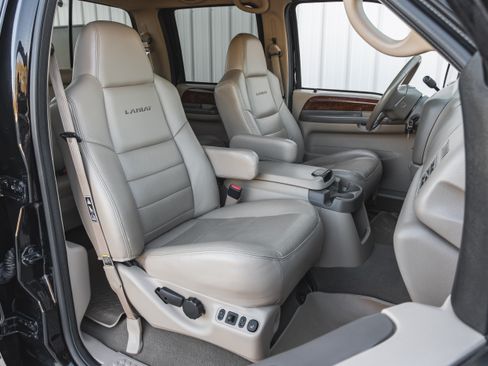 Used 2002 Ford F350 Lariat image 7