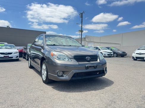 Used 2005 Toyota Matrix AWD image 11