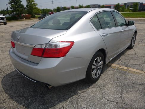 Used 2015 Honda Accord LX Sedan image 6
