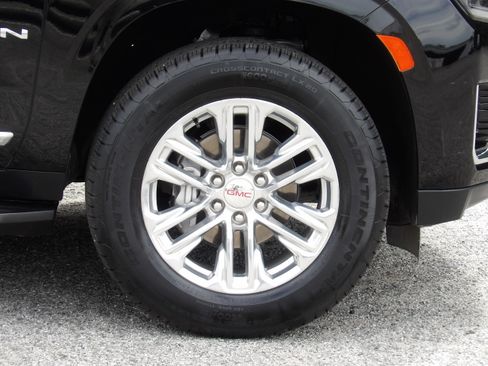 Used 2024 GMC Yukon XL 2WD SLT image 9