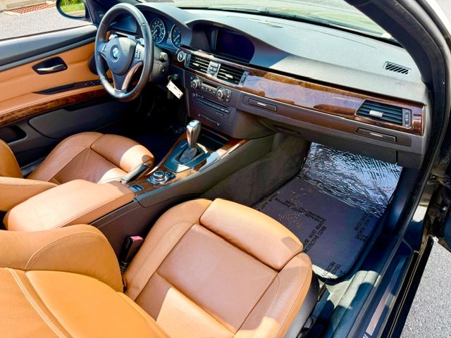 Used 2009 BMW 335i Convertible RWD image 18
