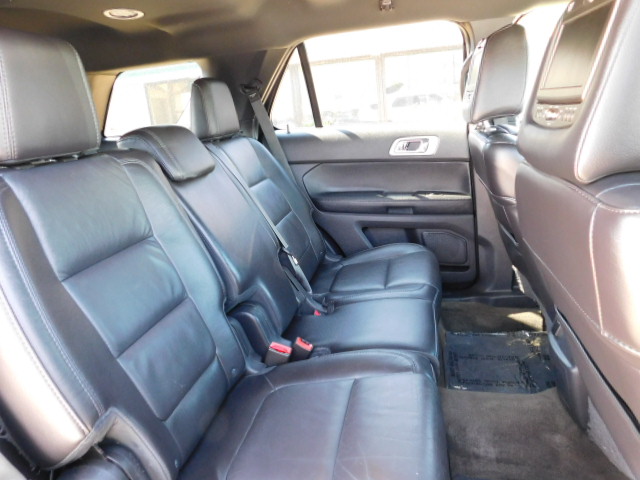 Used 2014 Ford Explorer FWD XLT image 26