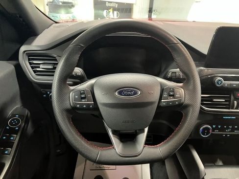 Used 2024 Ford Escape ST-Line image 19