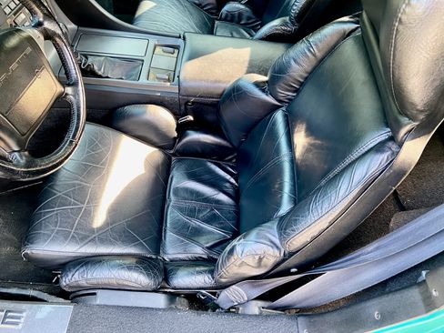 Used 1991 Chevrolet Corvette image 19