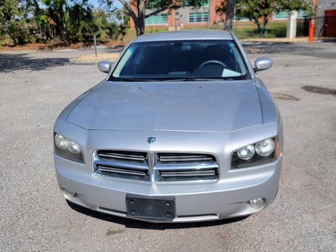 Used 2010 Dodge Charger SXT image 1