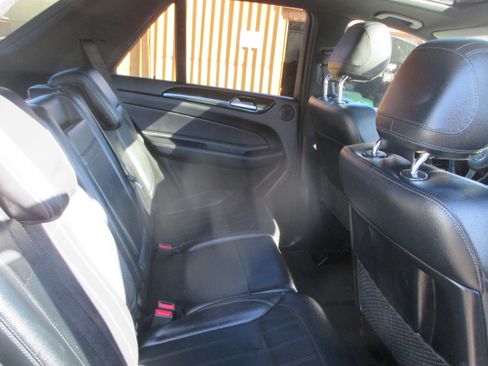 Used 2017 Mercedes-Benz GLE 350 image 14