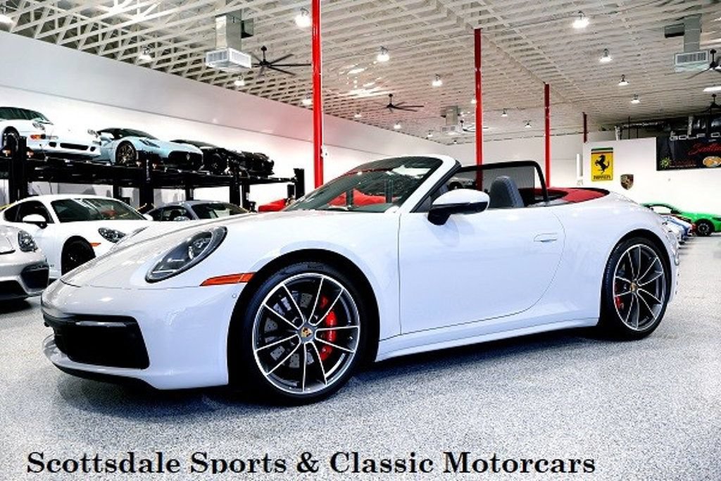 Used 2024 Porsche 911 Carrera 4S AWD/4WD image 3