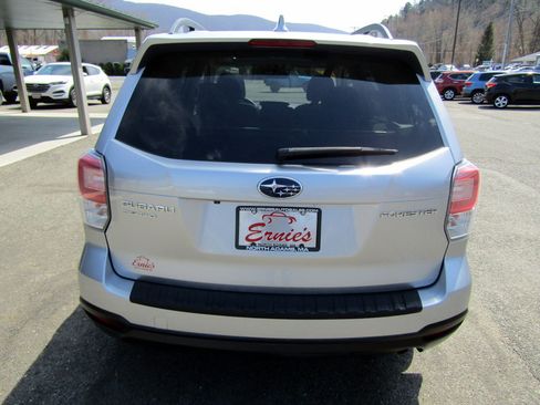 Used 2018 Subaru Forester 2.5i Premium image 8