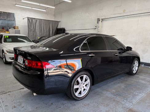 Used 2005 Acura TSX w/ Navigation FWD image 7