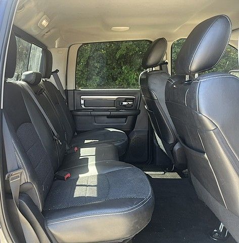 Used 2015 RAM 1500 2WD Crew Cab Sport image 28