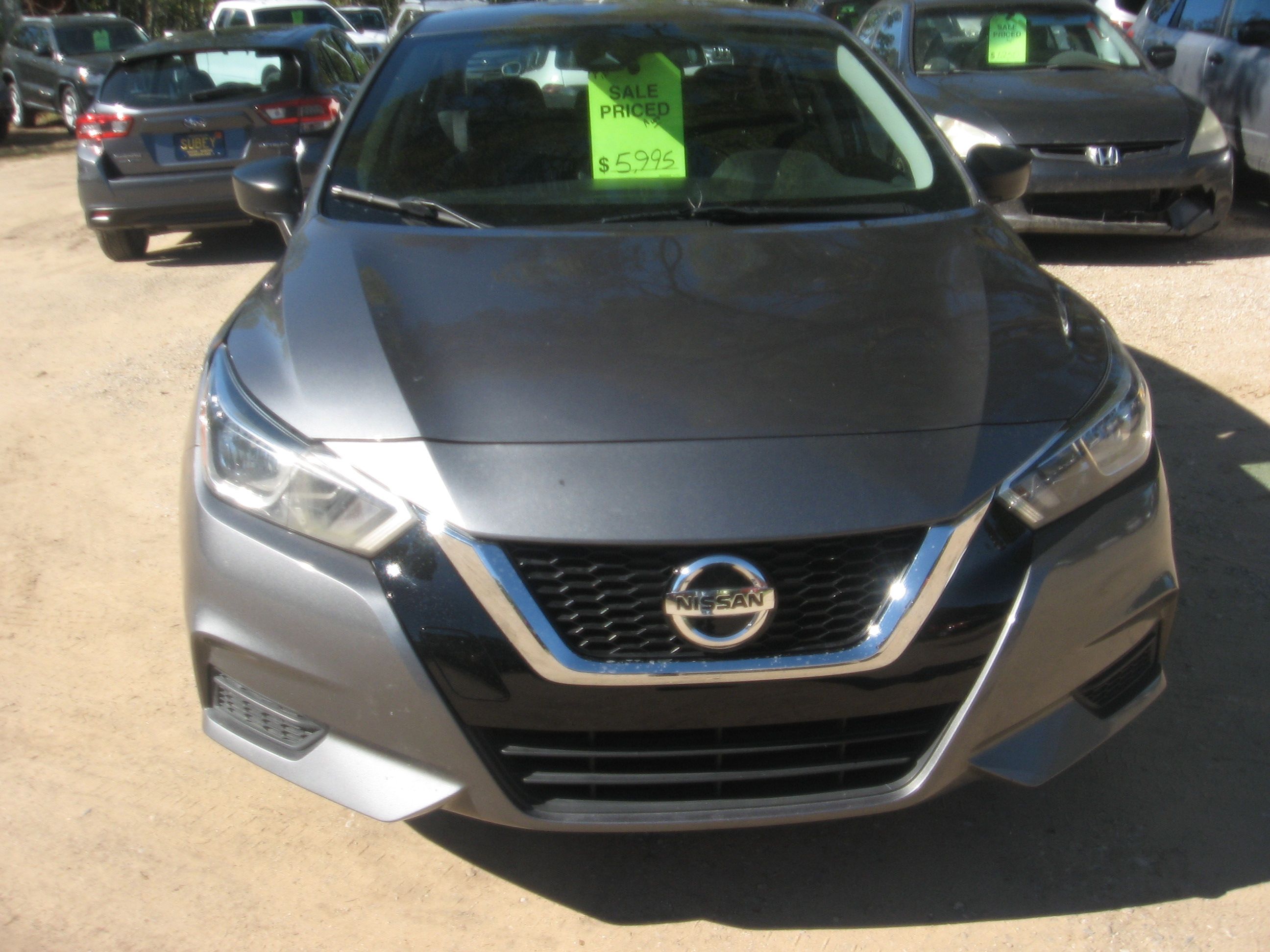 Used 2020 Nissan Versa S FWD image 2