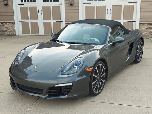 Used 2014 Porsche Boxster S RWD image 2