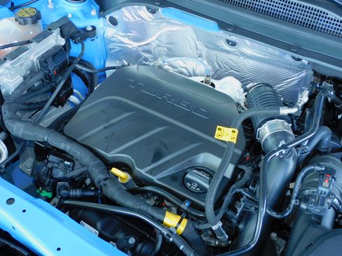 Used 2024 Chevrolet Trax RS image 13