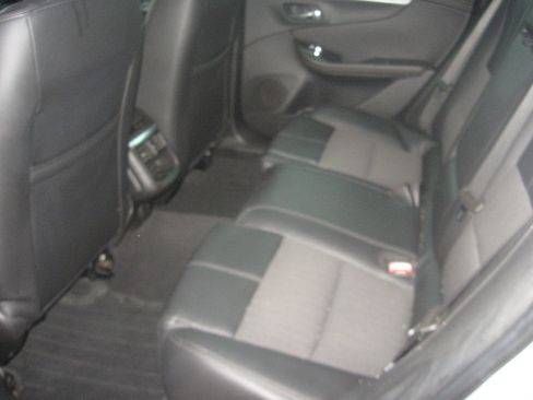 Used 2018 Chevrolet Impala LT image 8