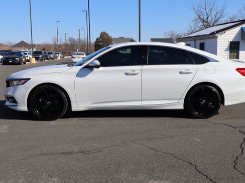 Used 2020 Honda Accord Sport image 5