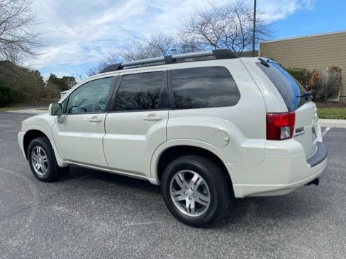 Used 2007 Mitsubishi Endeavor SE image 14