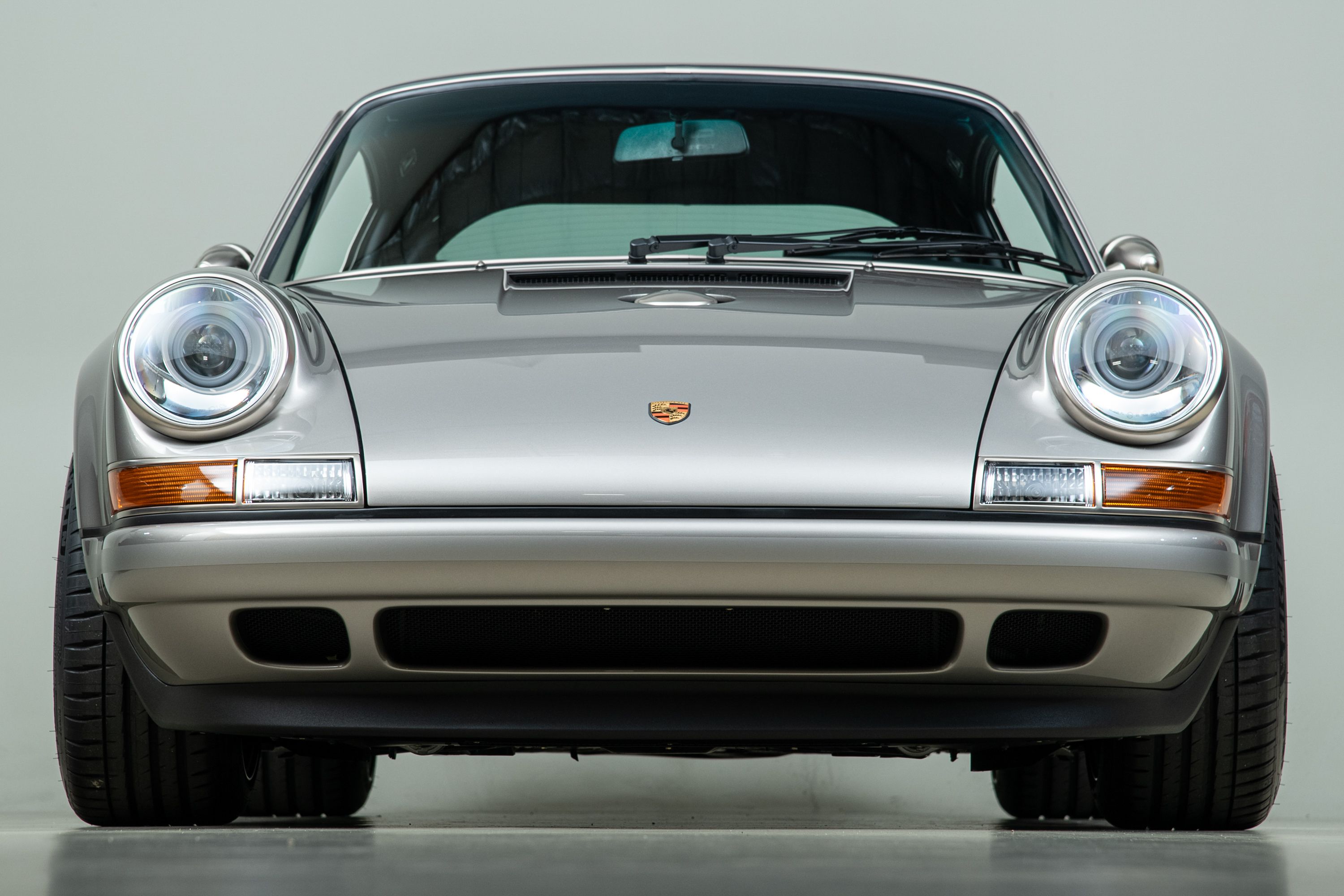 Used 1989 Porsche 911 Carrera RWD image 14