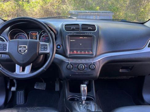 Used 2016 Dodge Journey FWD Crossroad image 14