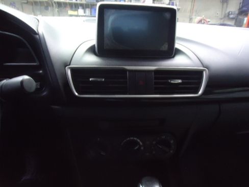 Used 2015 MAZDA MAZDA3 i Sport image 5