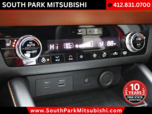 Used 2024 Mitsubishi Outlander SEL image 21