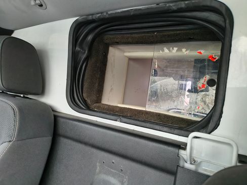 Used 2016 Chevrolet Silverado 3500 LT image 24