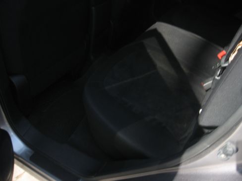 Used 2010 Nissan Rogue image 7