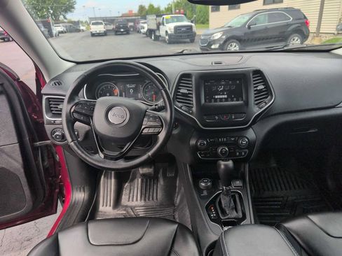 Used 2021 Jeep Cherokee Altitude Lux image 8