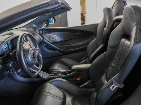 Used 2020 McLaren 570S image 63