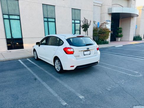 Used 2016 Subaru Impreza 2.0i Premium Hatchback AWD/4WD image 10