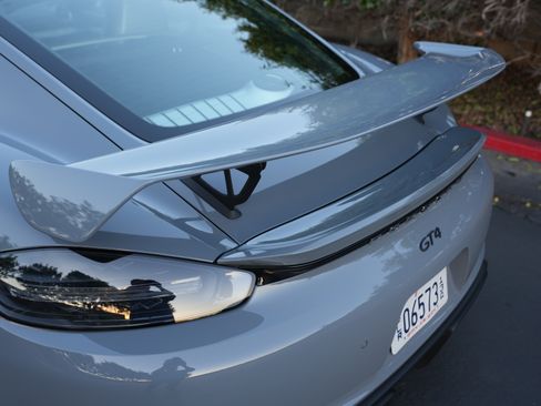 Used 2023 Porsche 718 Cayman GT4 image 15