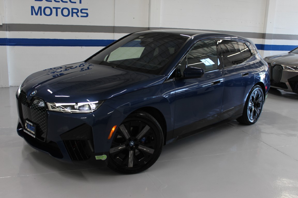 Used 2024 BMW iX M60 AWD/4WD image 3