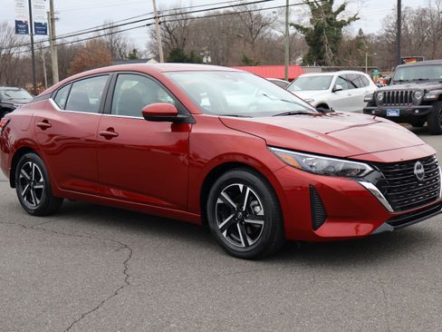 Used 2024 Nissan Sentra SV image 10