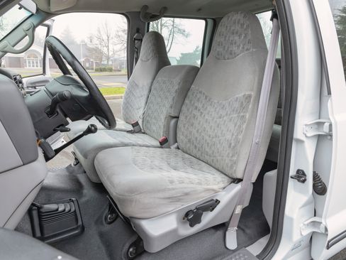 Used 1999 Ford F350 XLT image 53