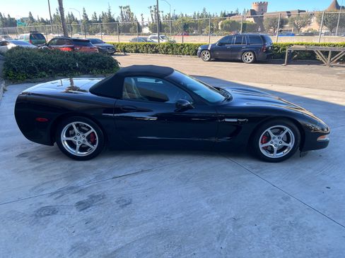 Used 2003 Chevrolet Corvette image 7