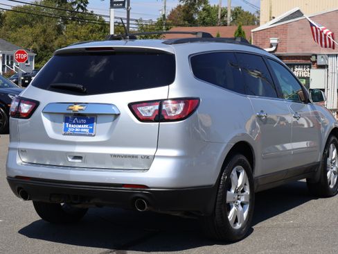 Used 2016 Chevrolet Traverse LTZ image 7