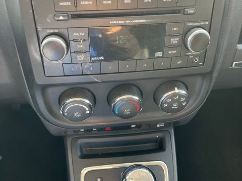 Used 2012 Jeep Compass Latitude image 5