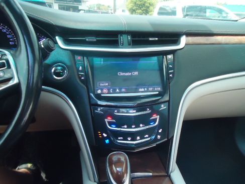 Used 2018 Cadillac XTS Luxury FWD image 6