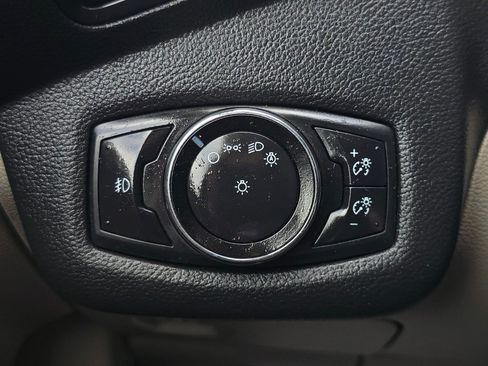 Used 2014 Ford Escape SE image 15