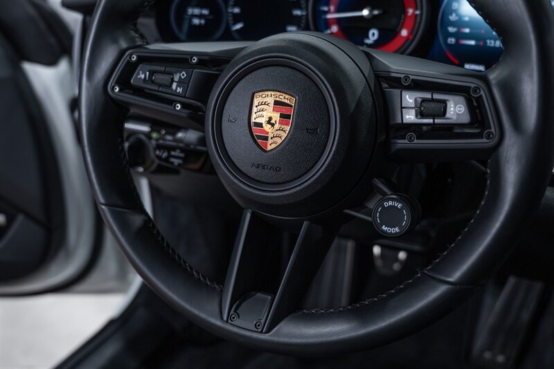 Used 2021 Porsche 911 Carrera 4S AWD/4WD image 46